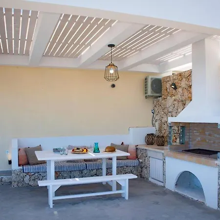 Vardiola Villa